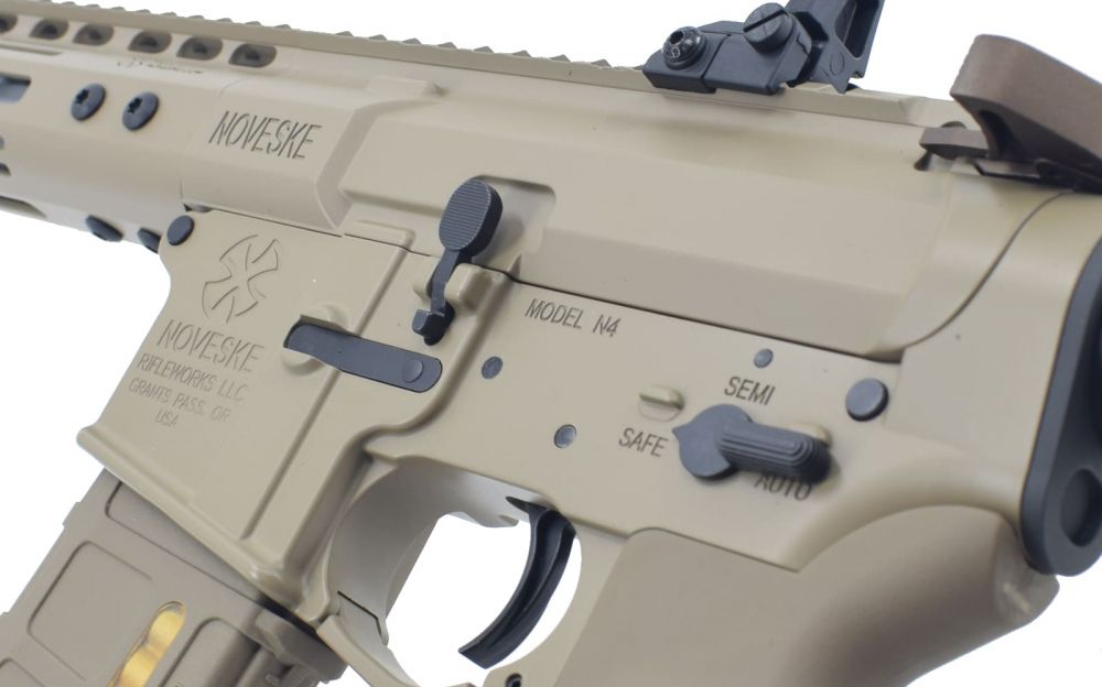 EMG Helios Noveske N4 MWS Gen 3 Gas Blowback M4 by Double Eagle (Tan – G101) (I)