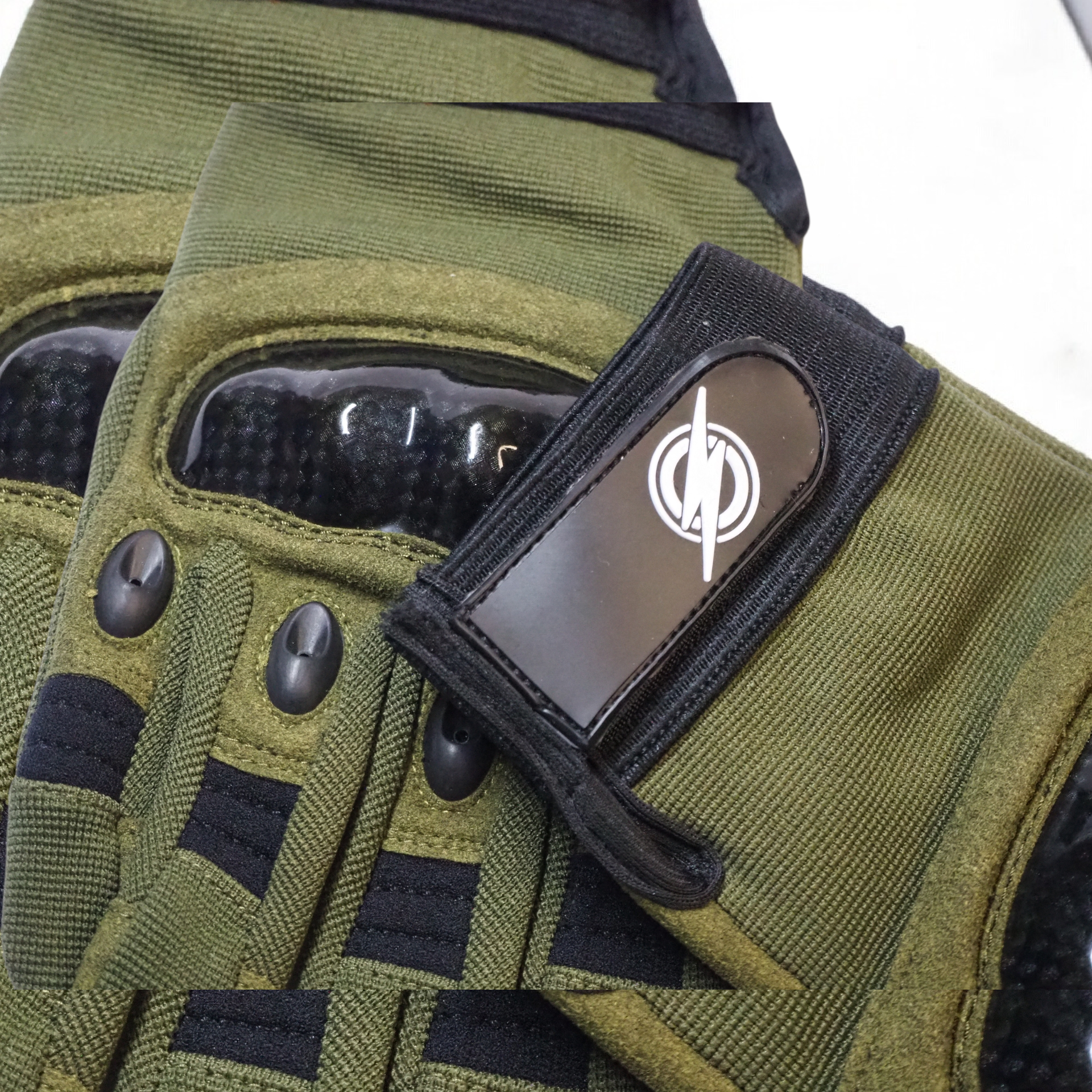 First and Only Airsoft TACTICAL knuckle armour Gloves – Green